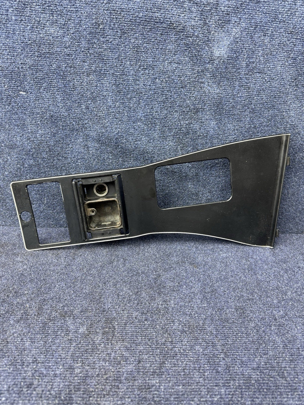 86-92 Ford Lincoln Mark VII Lsc Center Console Trim Shifter Bezel OEM Ashtray