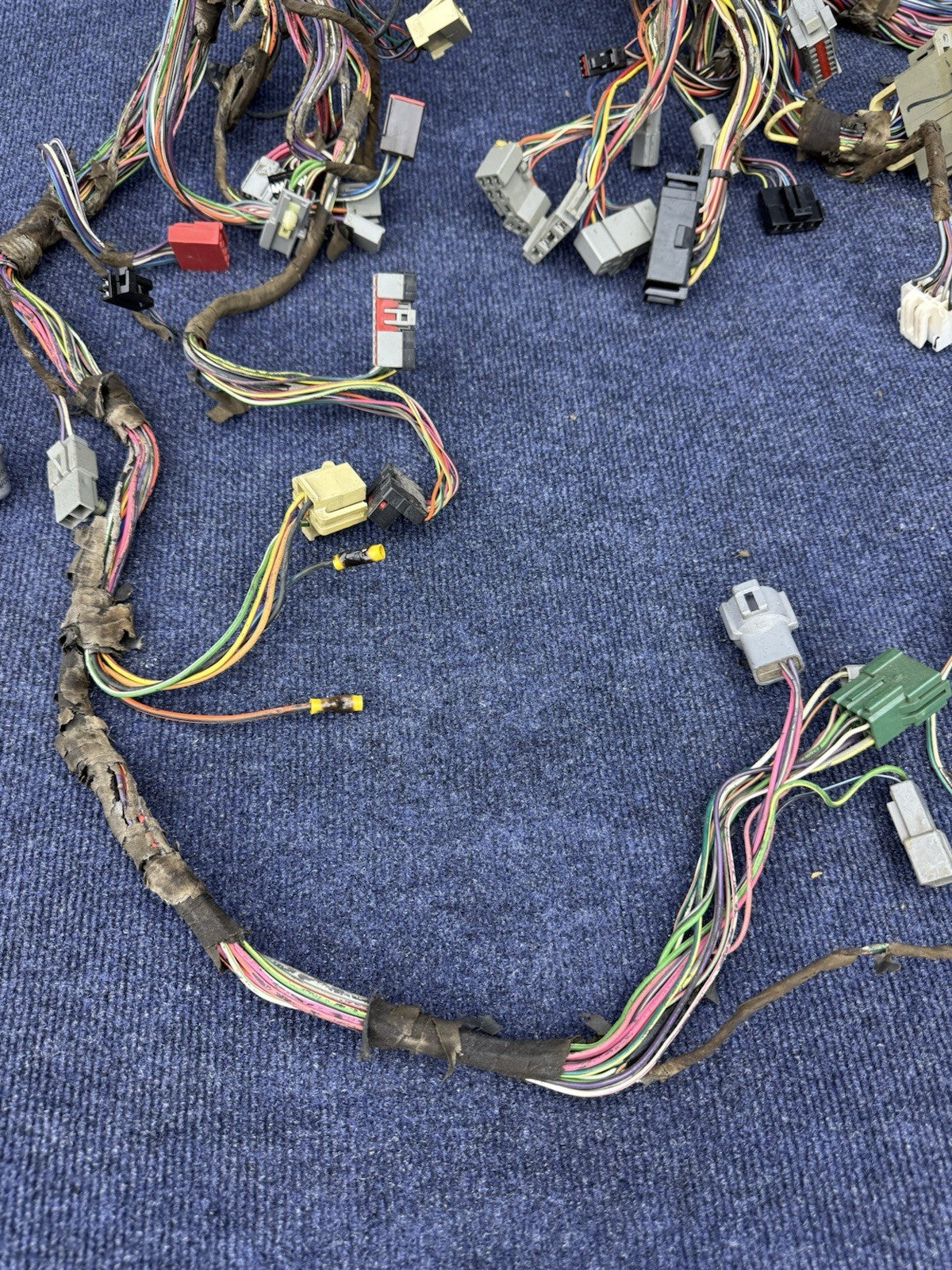 91-93 Ford Mustang Dash Wiring Harness Complete w/ Fuse Box Ignition Radio OEM