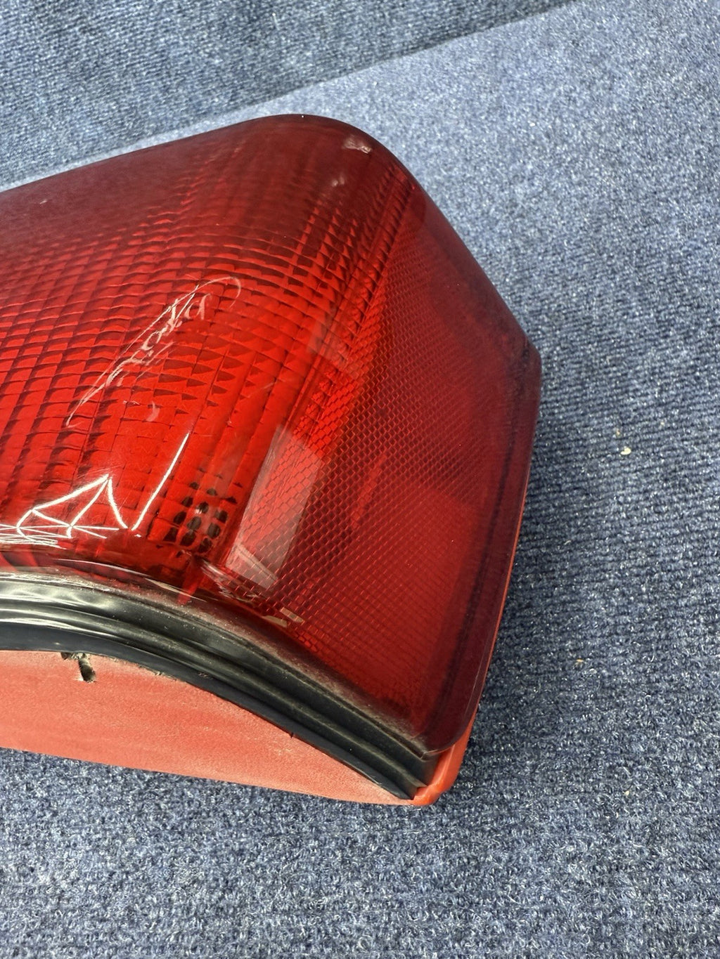 87-93 FORD MUSTANG LX Lh Driver  TAIL LIGHT OEM FACTORY LENS HOUSING FACTORY