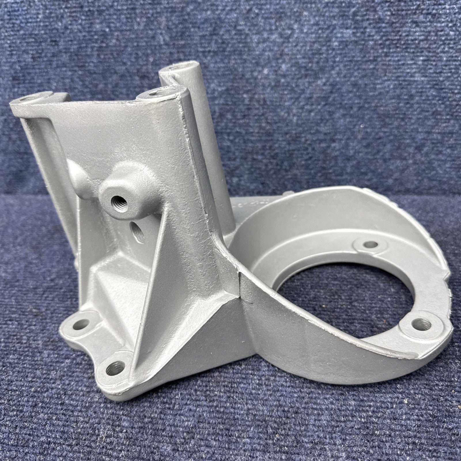 OEM 1984-1996 Ford F150 F250 5.0L Power Steering Pump Bracket | E5AC-3C511-AA