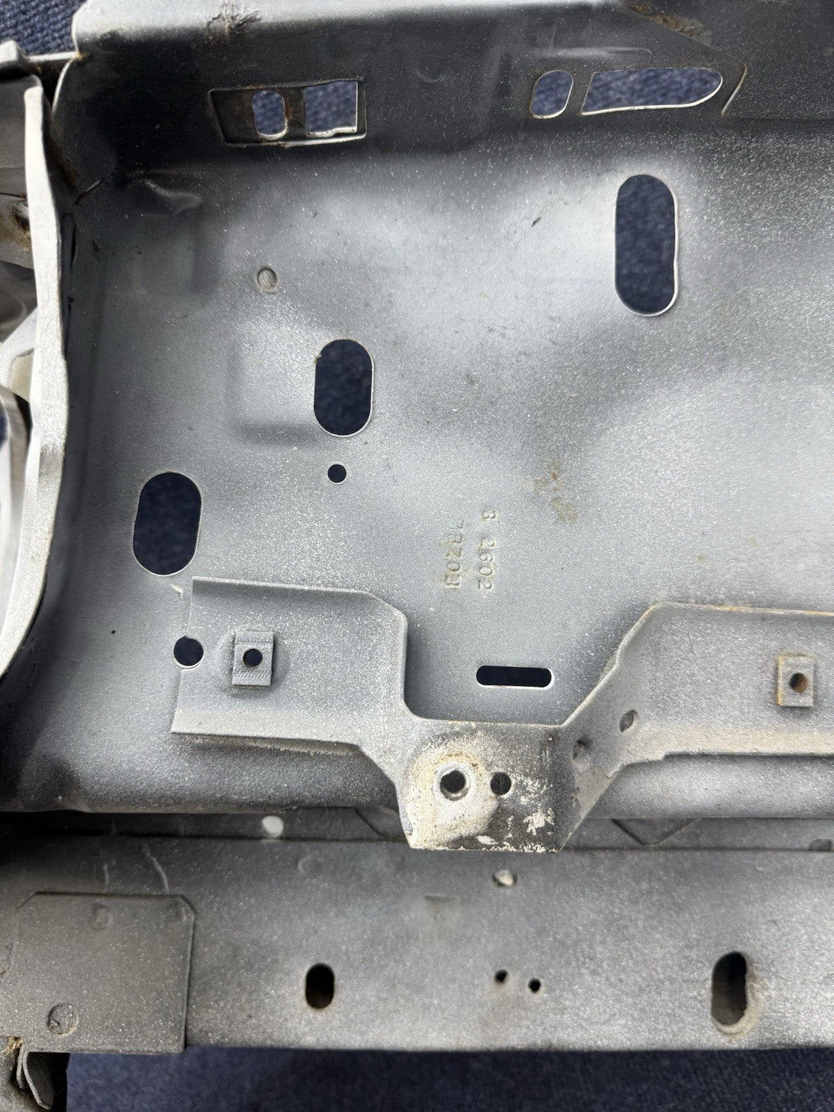 1990-1993 MUSTANG DRIVER L-H FRONT APRON FRAME METAL REPAIR SECTION OEM 1992  92
