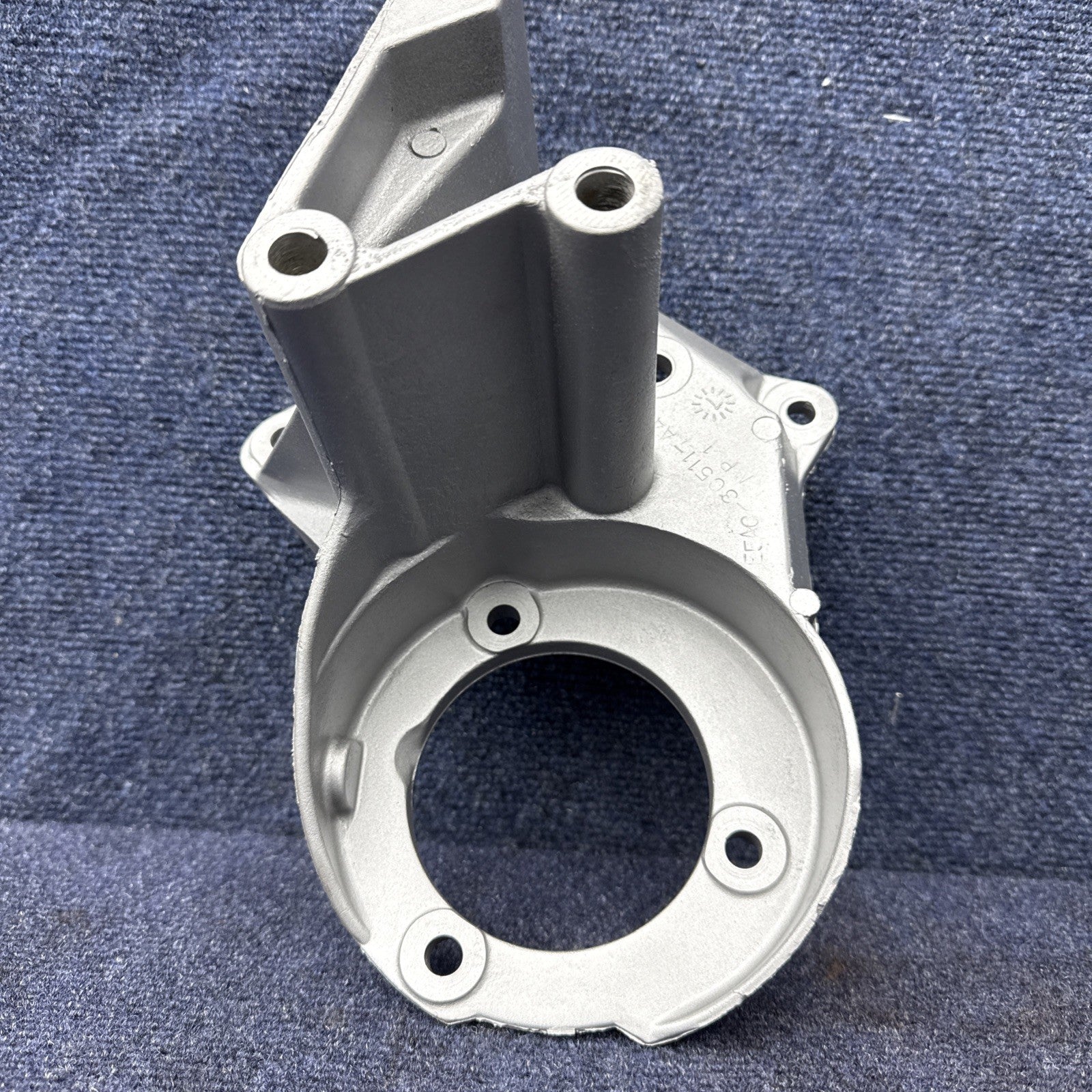 OEM 1984-1996 Ford F150 F250 5.0L Power Steering Pump Bracket | E5AC-3C511-AA