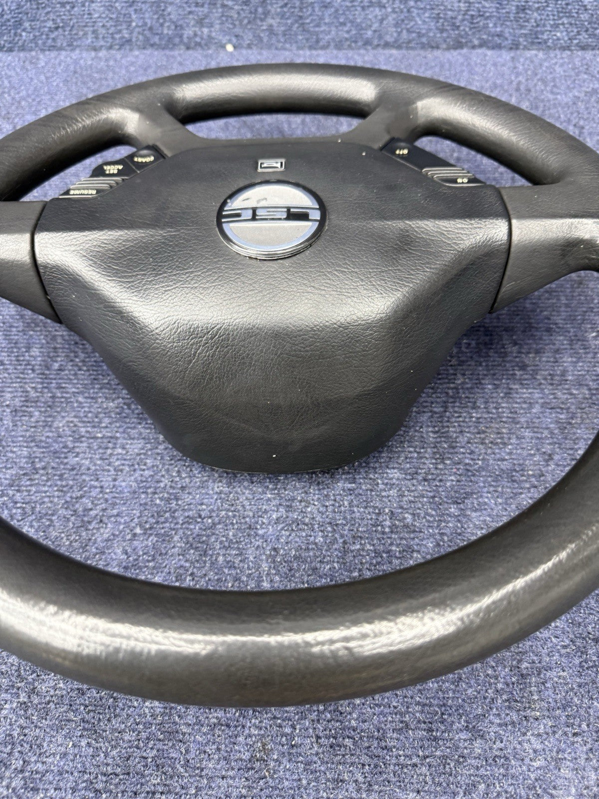 GENUINE Ford 1986 Lincoln Black Leather Steering Wheel w/Controls Mark VII Lsc