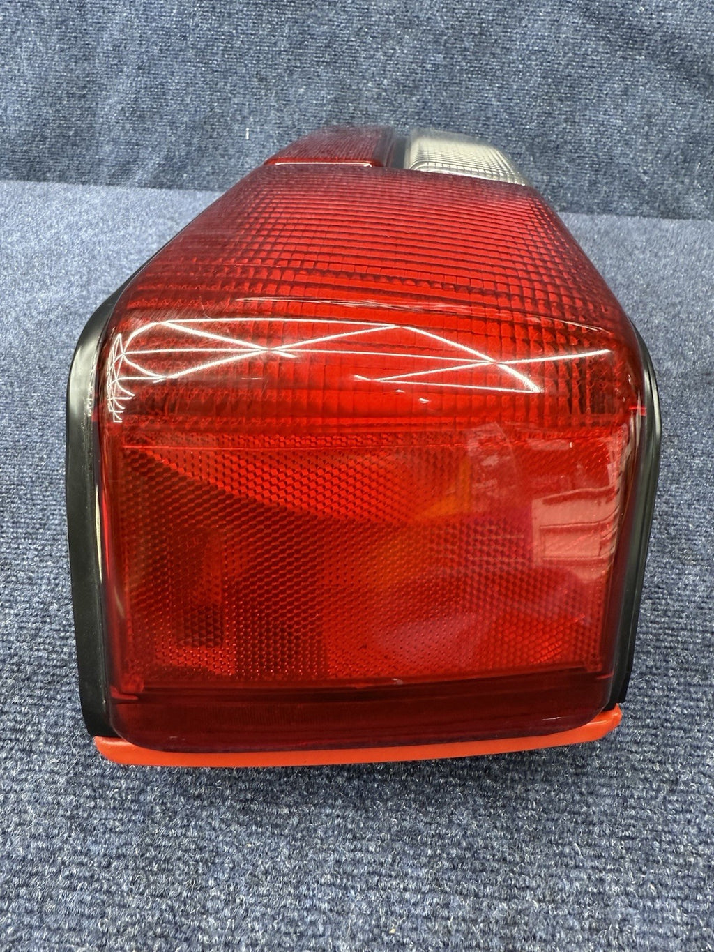 87-93 FORD MUSTANG LX RH PASSENGER TAIL LIGHT OEM FACTORY LENS HOUSING FACTORY