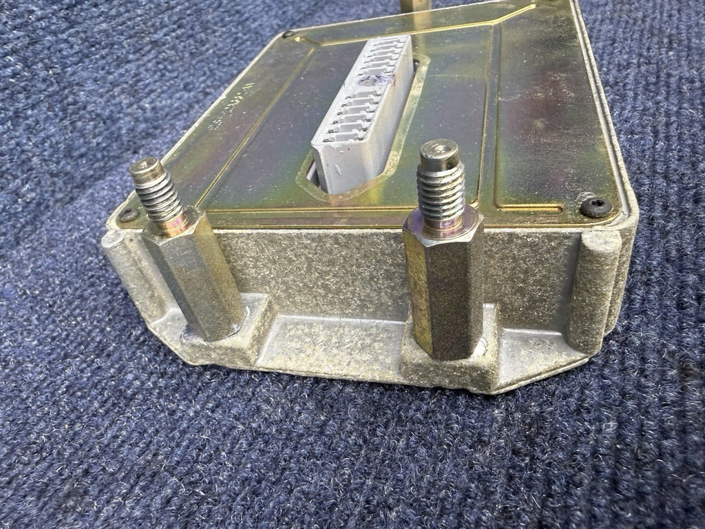 84 85 86 87 LINCOLN CONTINENTAL AIR SUSPENSION CONTROL MODULE E5LF-3B494-AA OEM