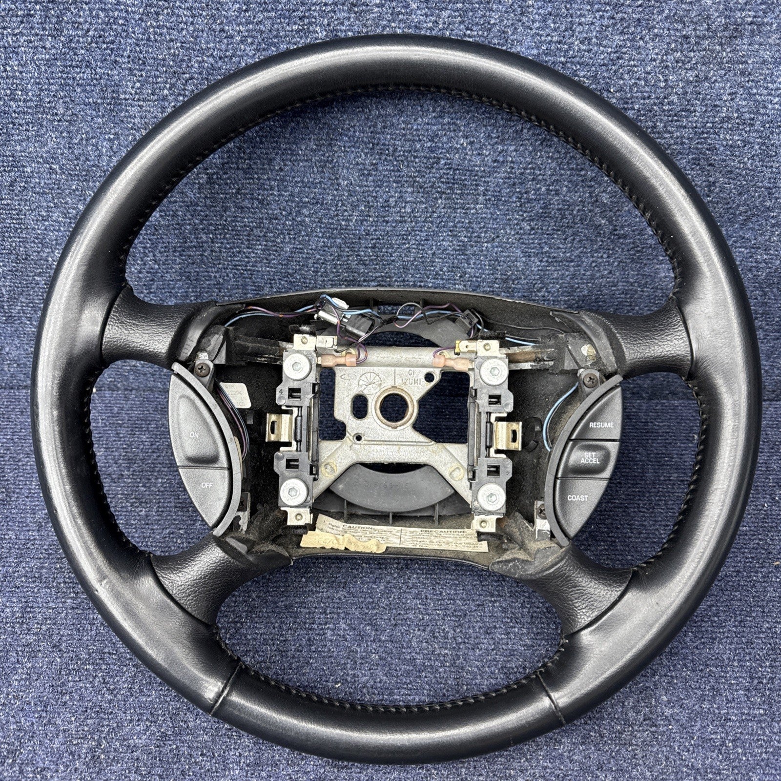 94 Mustang Svt Cobra Steering Wheel With Cruise Control Buttons 94-04 Gt Lx OEM