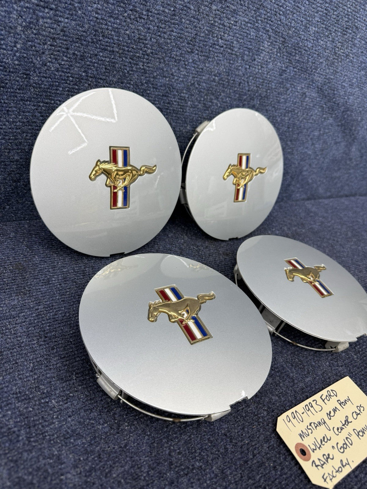 1991-93 FORD MUSTANG CENTER CAPS TRI-BAR PONY WHEELS OEM SET Gold Rare Factory