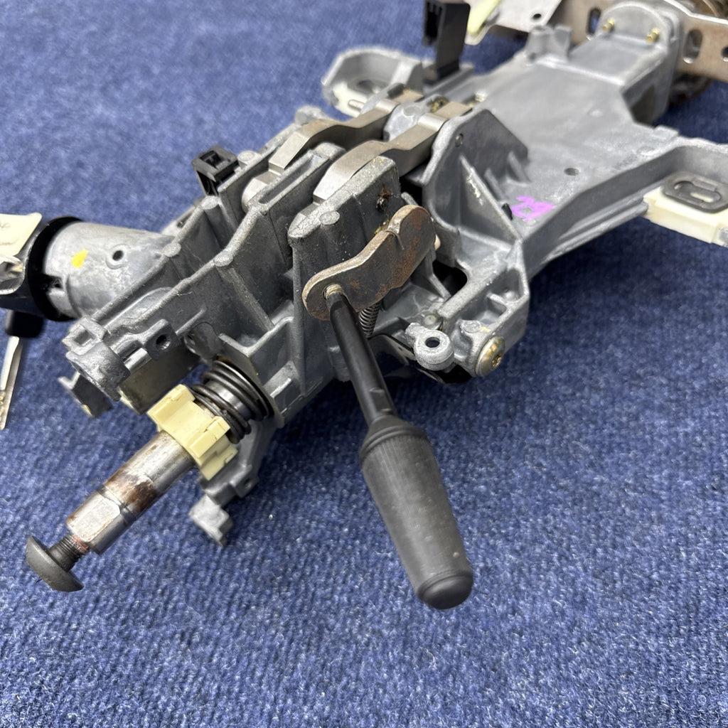 94 1994 Ford Mustang Svt Cobra OEM Manual Steering Column Assembly Factory Sn95