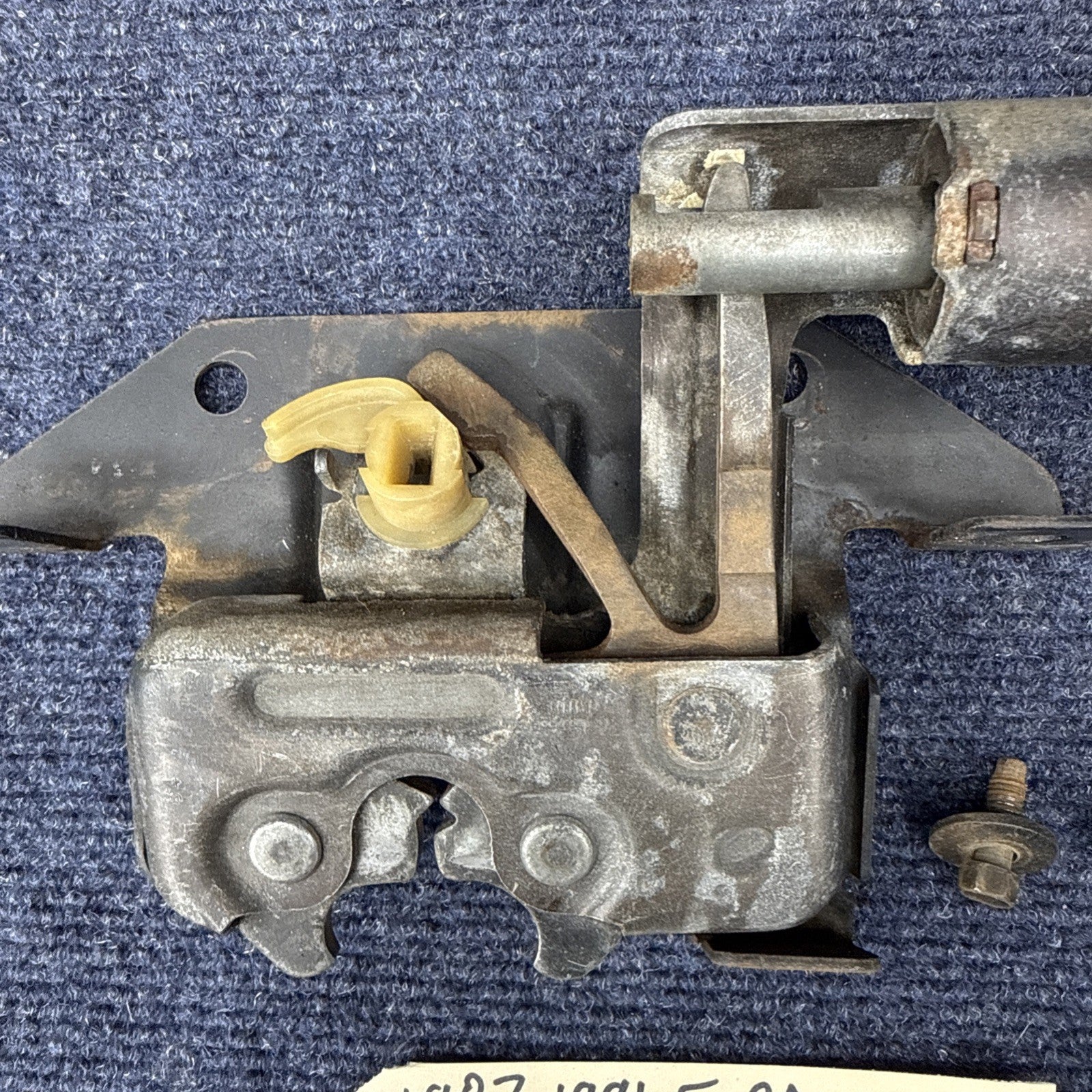 87-91 Ford Mustang Hatch Latch Power Lock Mechanism Rear Hatchback Switch OEM