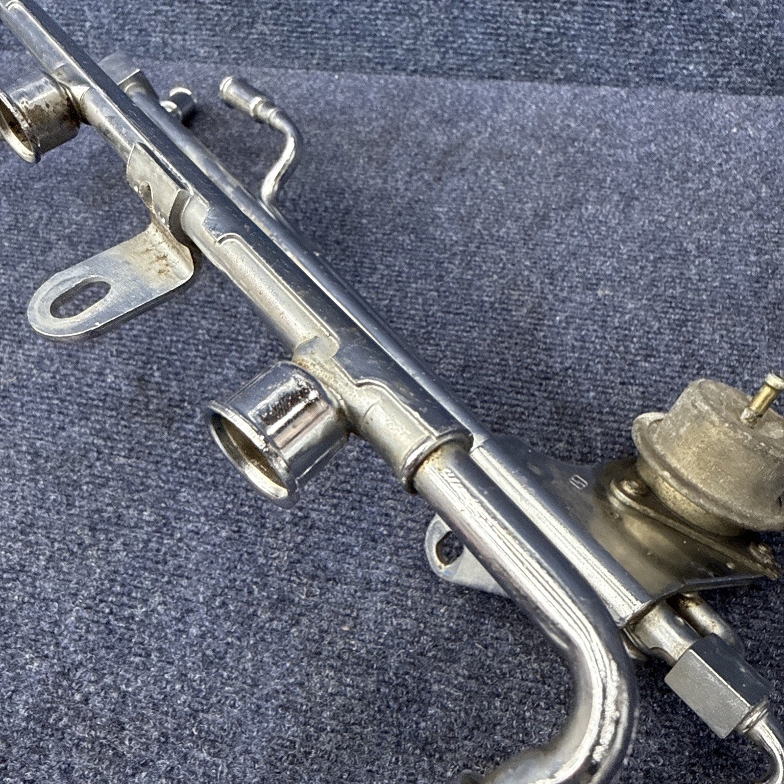86-93 Ford Mustang 5.0 EFI Fuel Rail Engine V8 Oem Factory 302 Sbf Gt Lx 87-93
