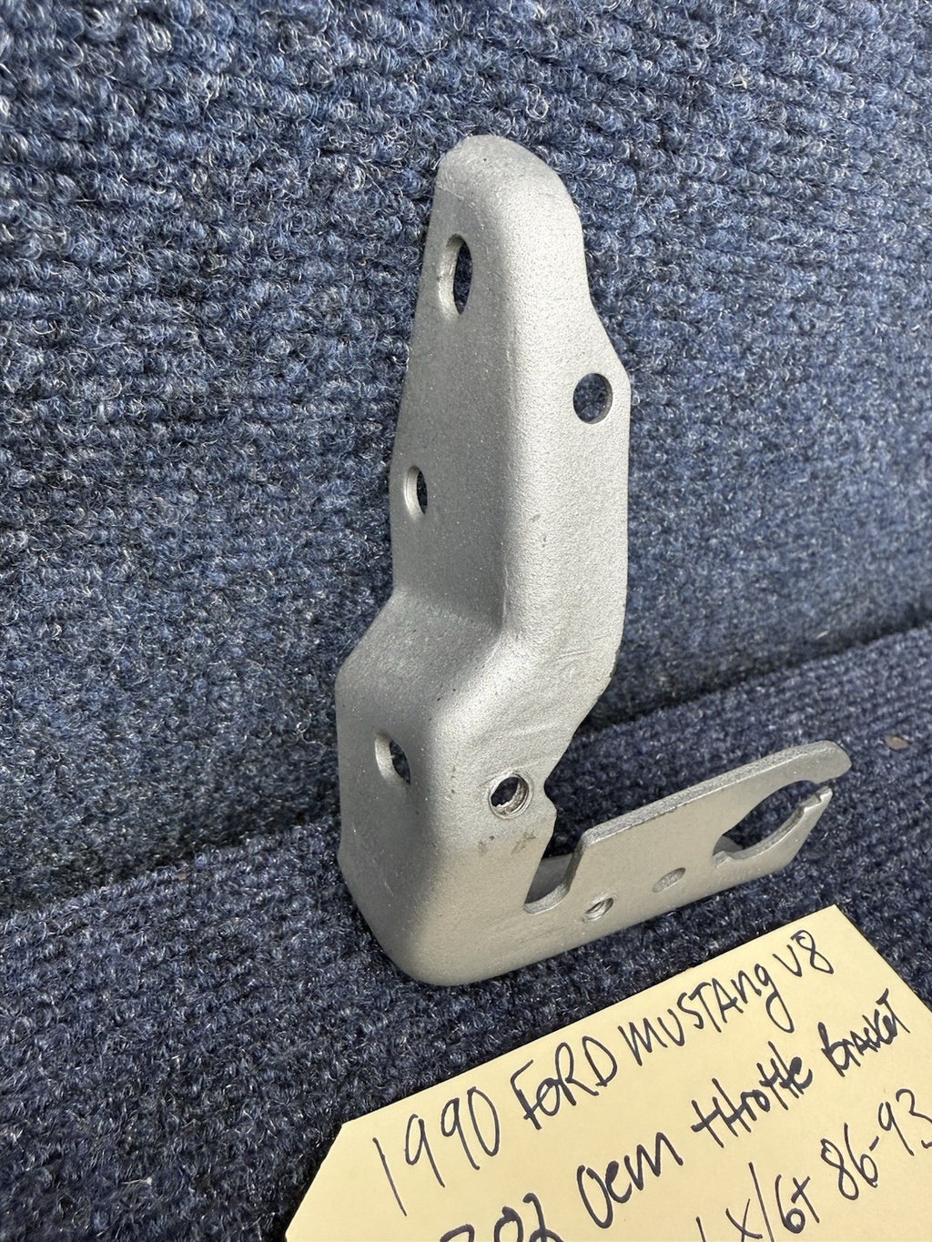 86 87-93 Ford Fox Body Mustang Intake Throttle Cable Bracket 5.0L 302 OEM EFI