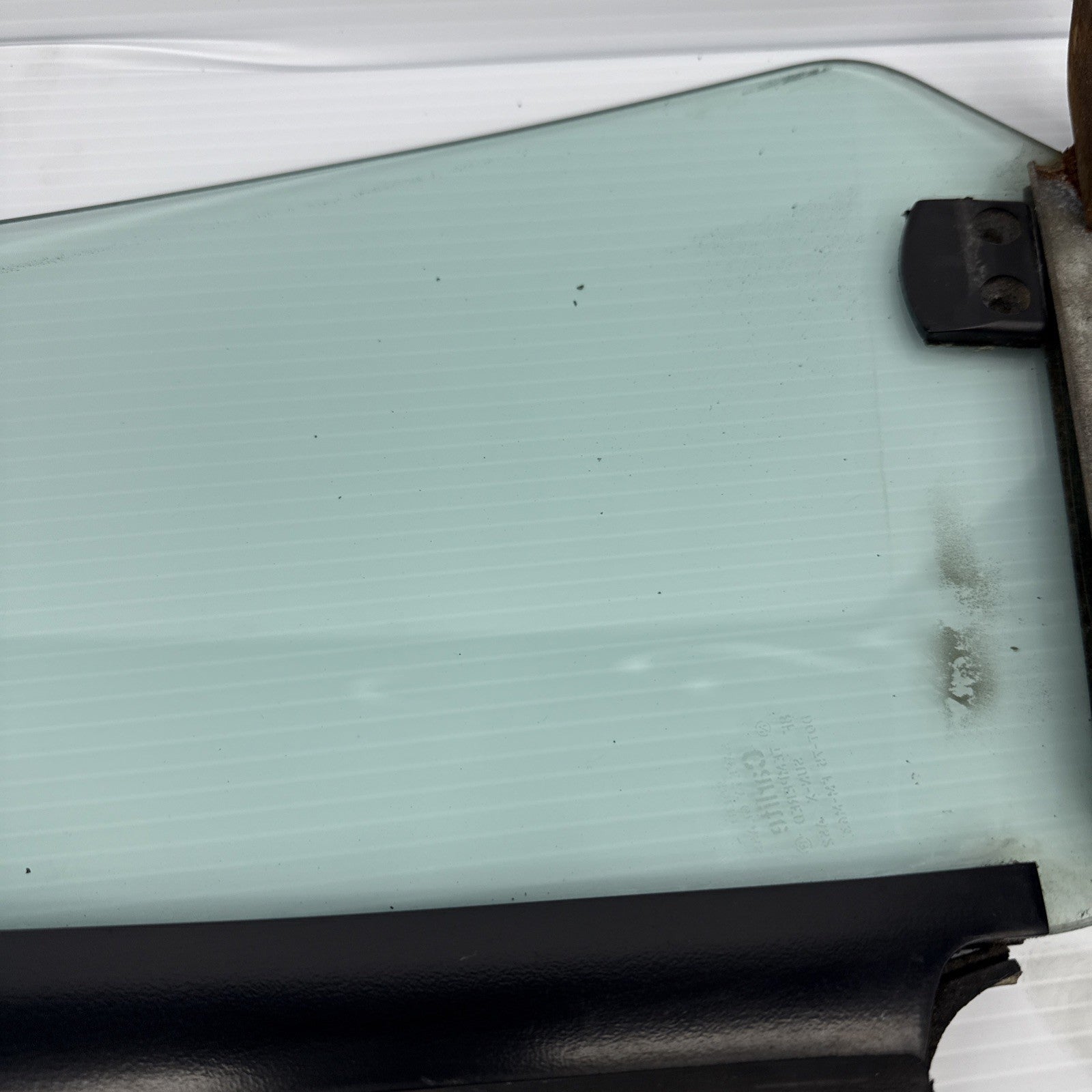 83-93 Ford Mustang Convertible Quarter Window Glass R Passenger Carlite OEM 5.0