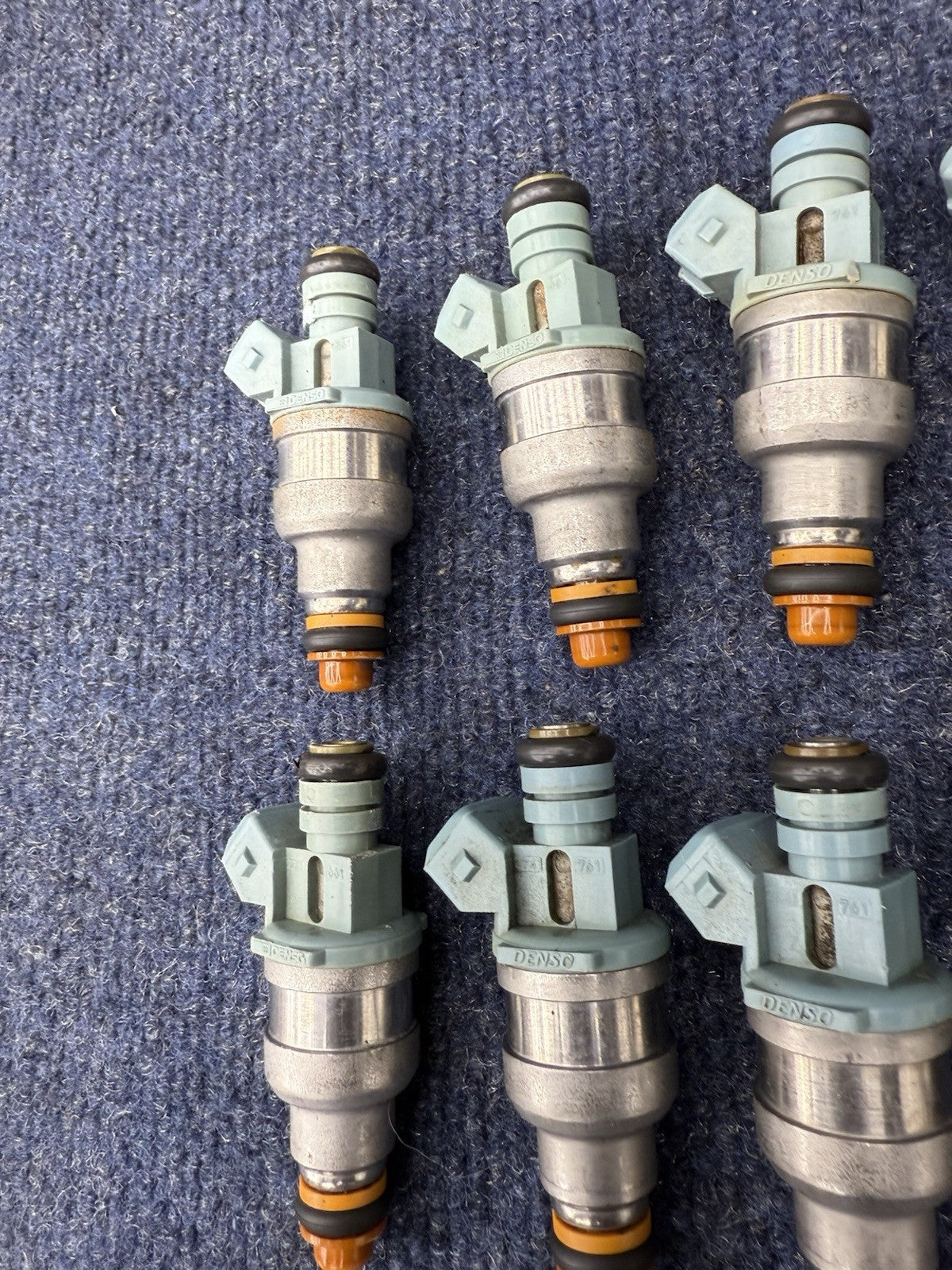 93-98 Mustang Cobra 5.0 24lb Fuel Injectors 4 Hole Spray Pattern Ford 302 V8 4.6