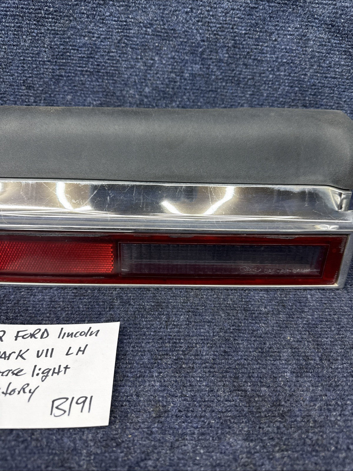 1984-1992 Lincoln Mark VII Used Left Rear Reverse Lamp Light E4LB15515A OEM Sae