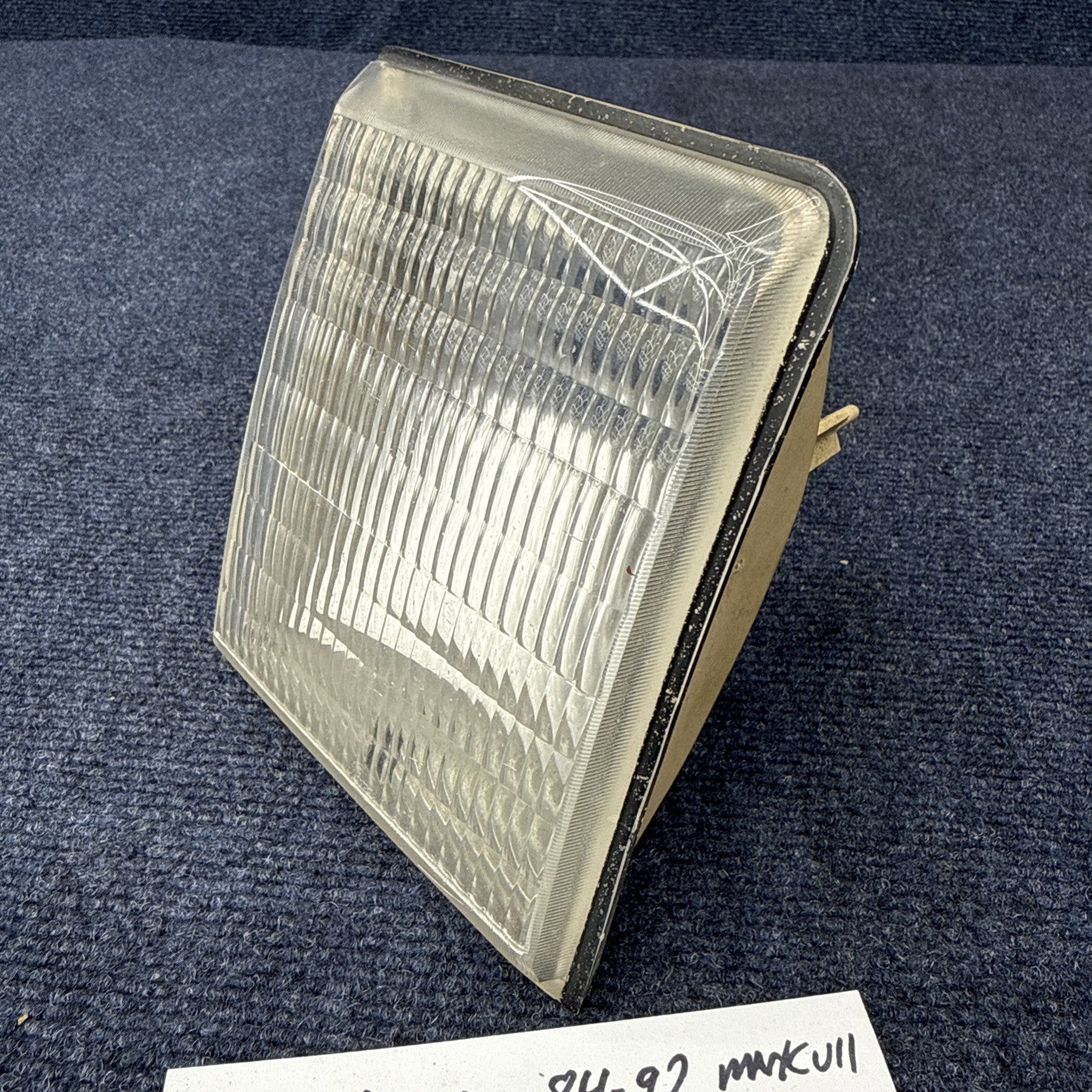Ford E4LY-13201-B Front Inner Parking Lamp  84-92 Lincoln Mark VII Rh Light