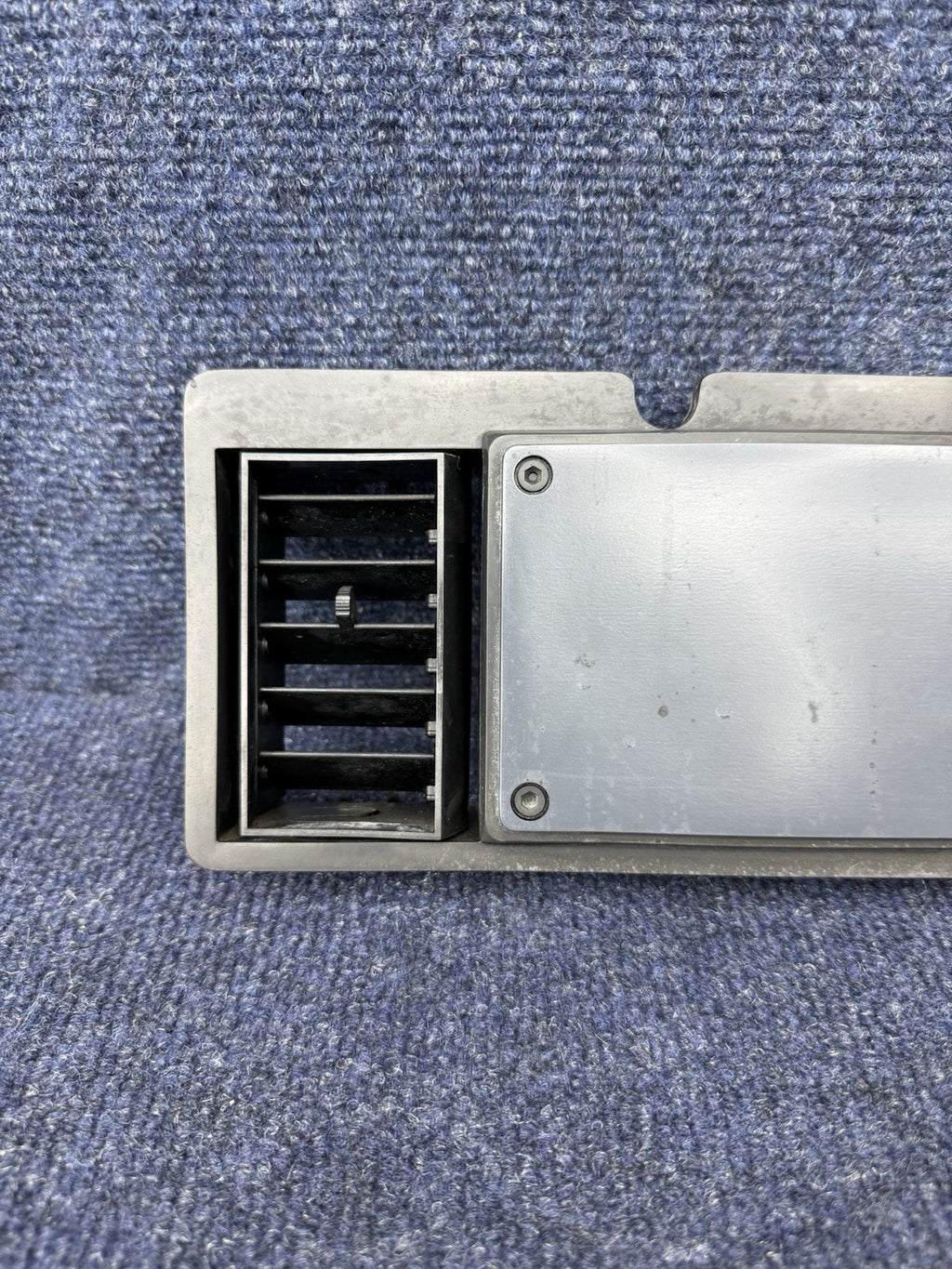 1985-1986 Ford Mustang Gt Factory Passenger AC Dash Vent OEM Heater 79-86 Lx