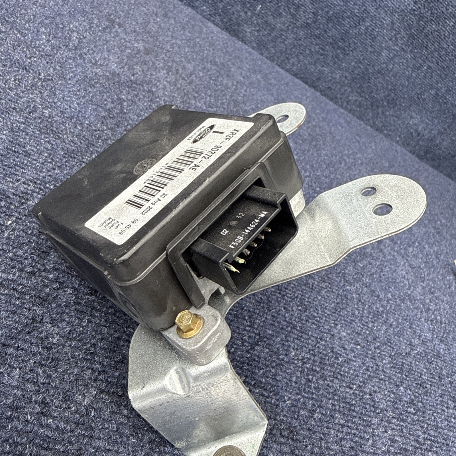 99-04 MUSTANG FUEL PUMP RELAY OEM FACTORY STOCK 99FS   XR3F-9D372-AE