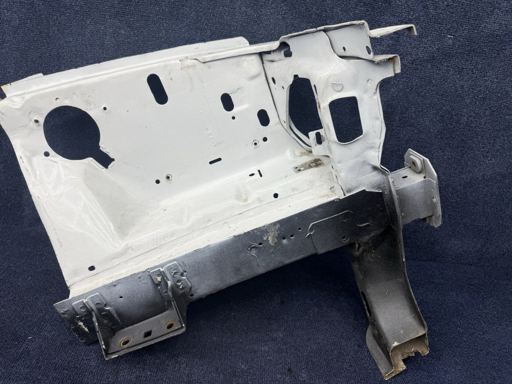 1990-1993 MUSTANG DRIVER L-H FRONT APRON FRAME METAL REPAIR SECTION OEM 1992  92