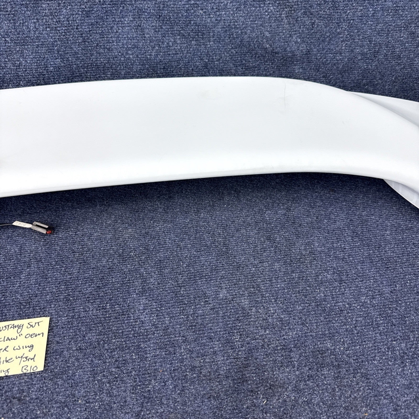 1994-1995 Ford MUSTANG Svt COBRA Wing Spoiler Brake Light OEM Factory Original